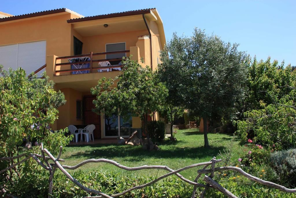 Appartamenti Salusai Trinità dʼAgultu Kamer foto