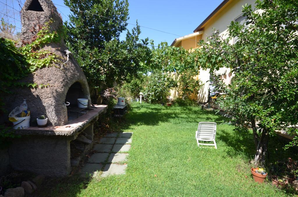 Appartamenti Salusai Trinità dʼAgultu Buitenkant foto